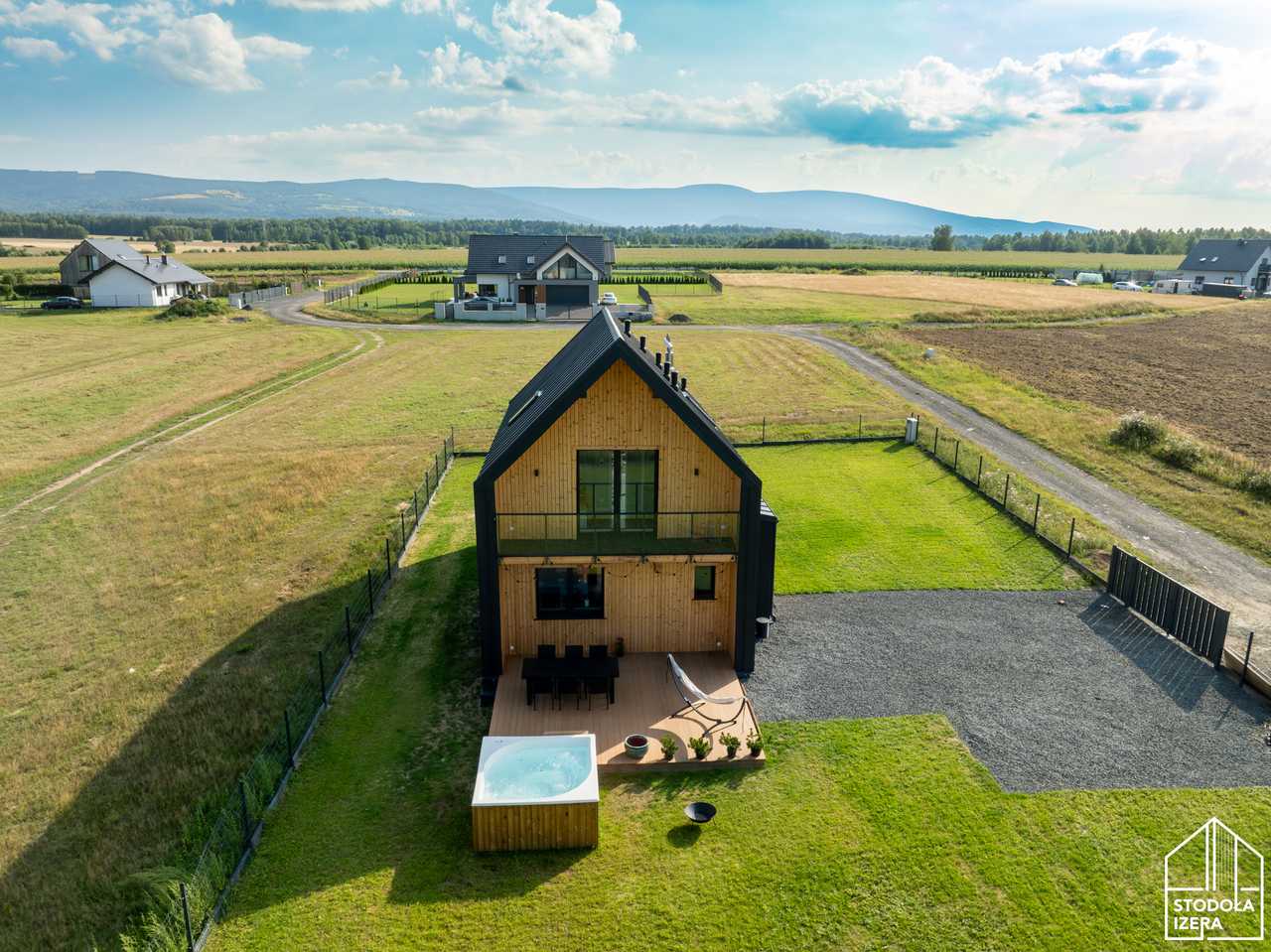 Zdjęcie lokacji Stodoła Izera' 1